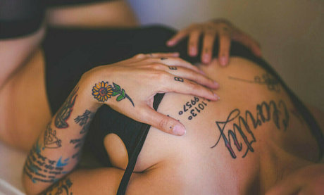 Lucyluz セックスモデル 写真