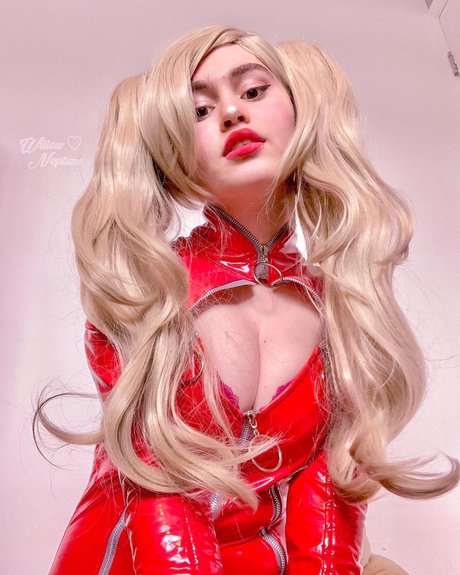 Willow neptune セクシーなスター 写真