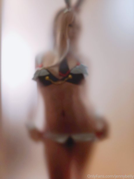 Jennybelly xxxモデル 画像