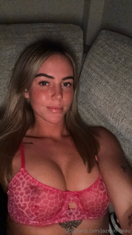 Jazmin Beau ヌードモデル ギャラリー