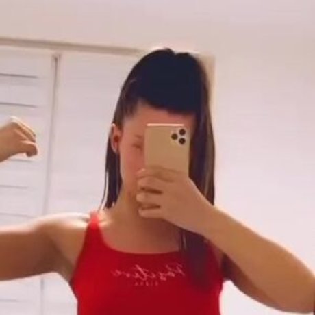 Jovana Radisavljevic ヌード女優 写真
