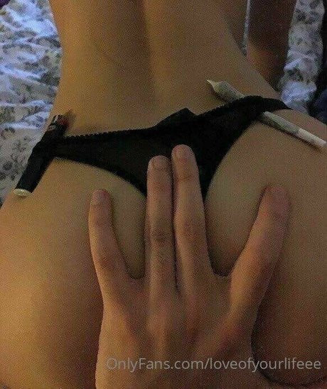 Jovana Radisavljevic 裸モデル 画像