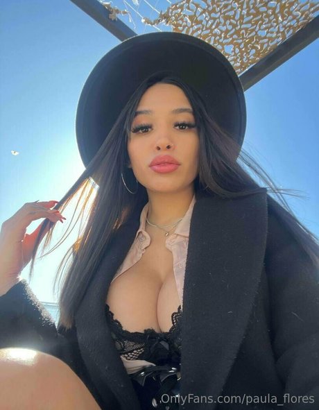Paula Flores 限定モデル 画像