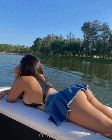 Paula Flores エロティックなスター 画像