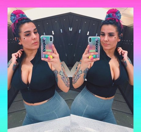 Zombiunicorn HD女優 写真