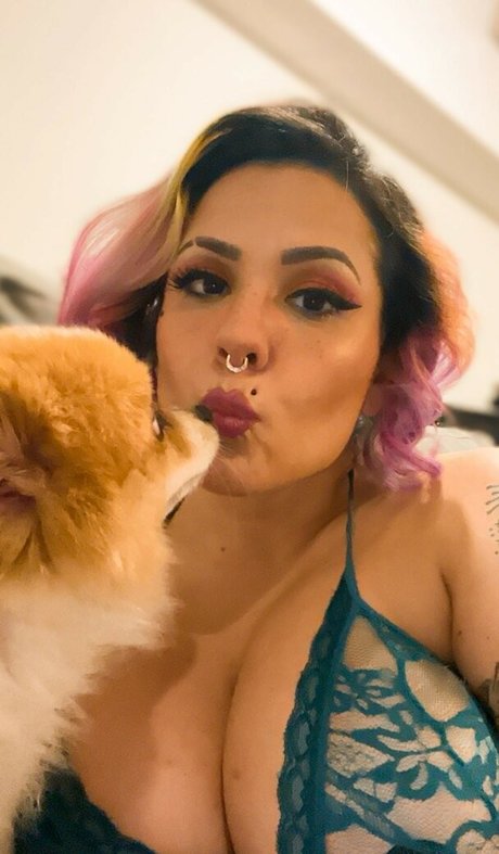 Zombiunicorn スター 裸 写真