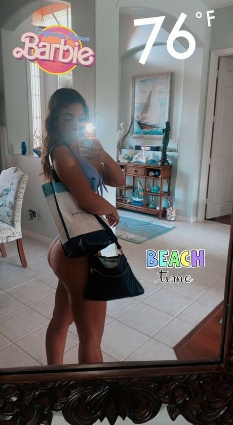 Zoey Kouskousakis セックスモデル 画像