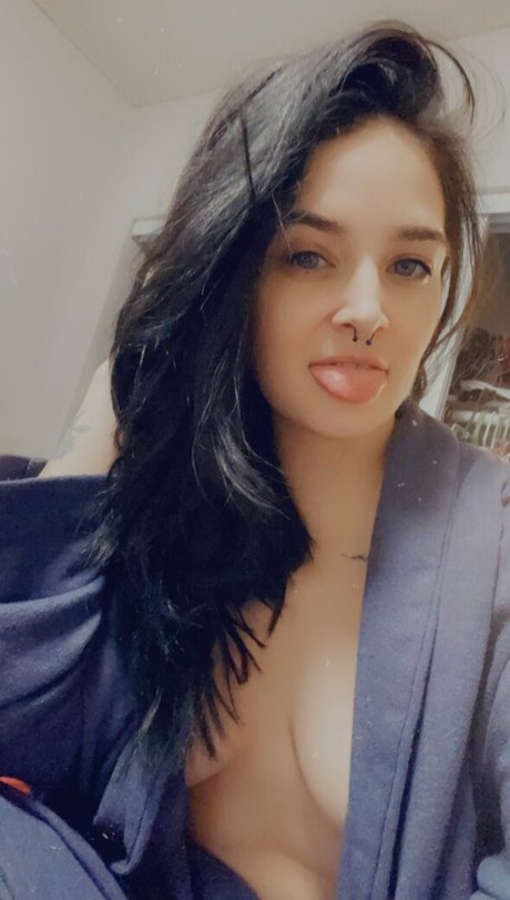 Zoey Kush ポルノスター 写真