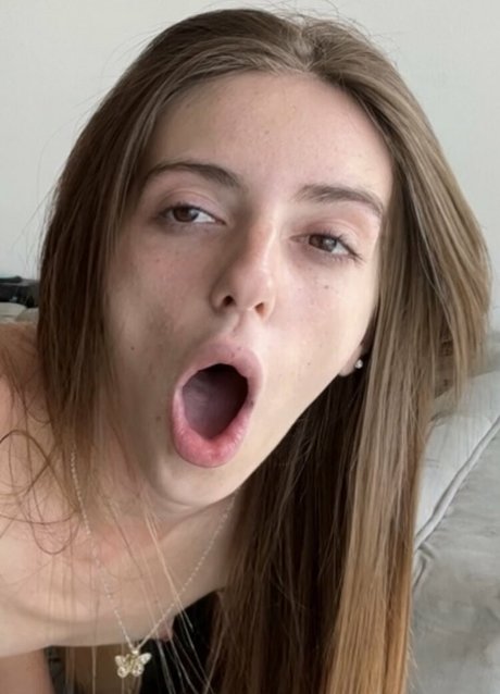Aaliyahmilann セックススター 写真