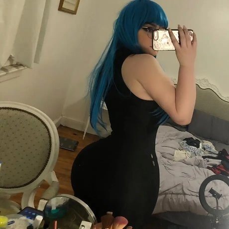 プッシータトゥーOnlyFans ホット 写真