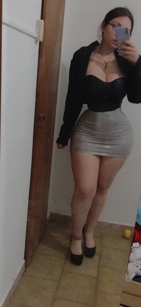 熟女ストリップOnlyFans 無料セクシー 写真