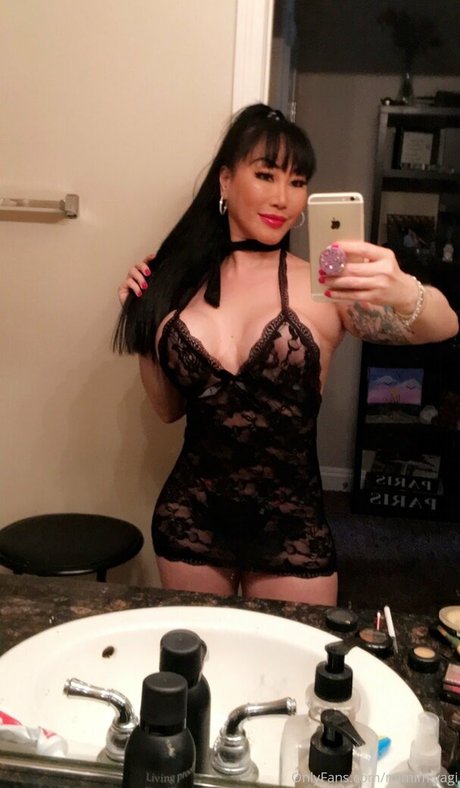 Mimi Miyagi かわいいモデル 写真
