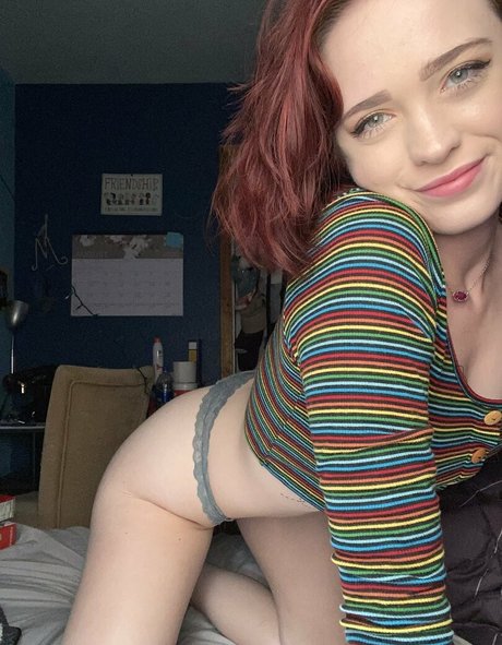 Zoeybrooks ポルノモデル 画像