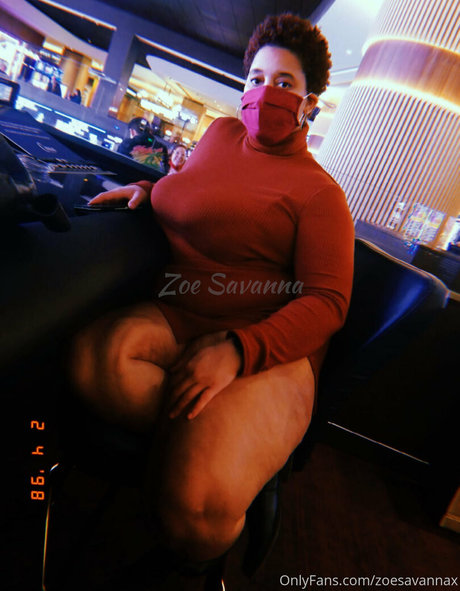 zoesavannax 無料女優 画像