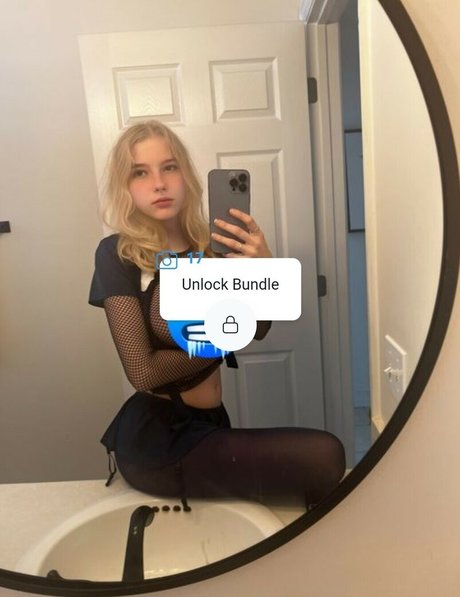 zoetheweeb 無料モデル 写真