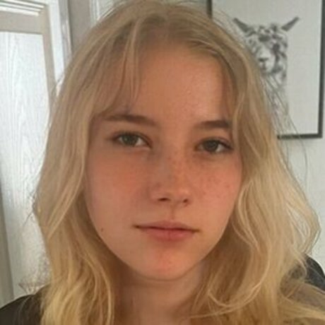 zoetheweeb 可愛い女優 写真
