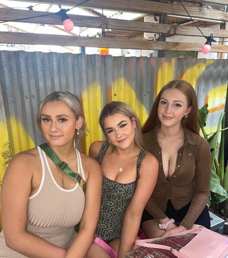 Zoe H ホットなスター 写真