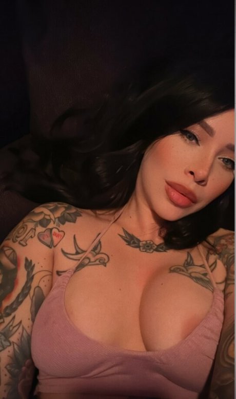 zephaniemonroe ヌードモデル 画像