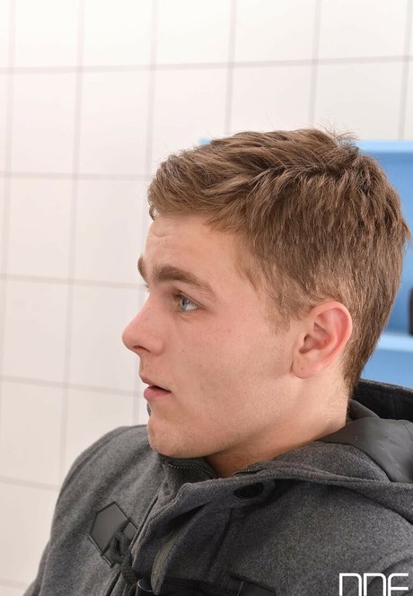 Lucie Wilde セックスモデル 写真