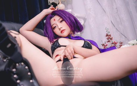 Messie Huang 裸モデル 写真