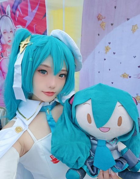 Messie Huang アート女優 画像