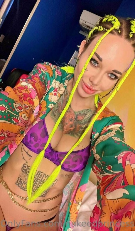 nakeedprincesss 高品質のポルノスター 写真