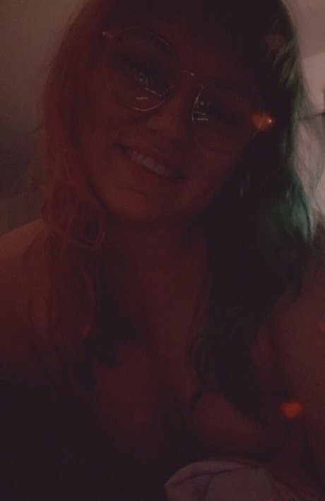 peachykeenstine22 ポルノモデル 画像