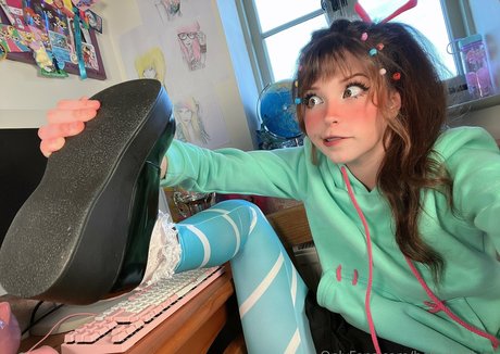Belle Delphine 無料のスター 画像