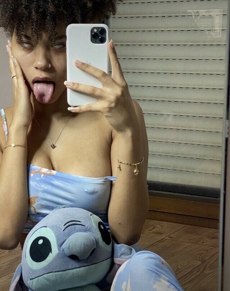 afroshawty ヌードスター 写真