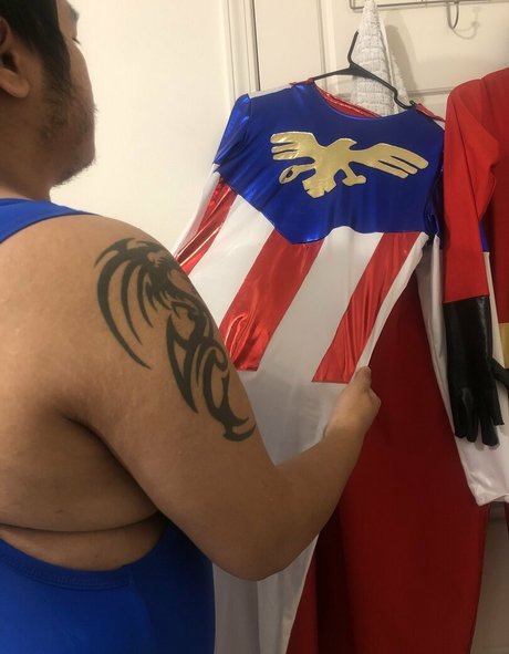 super heroix ポルノスター エロティック 写真
