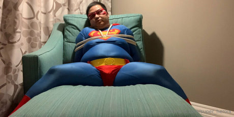 super heroix ポルノスター ヌード 写真