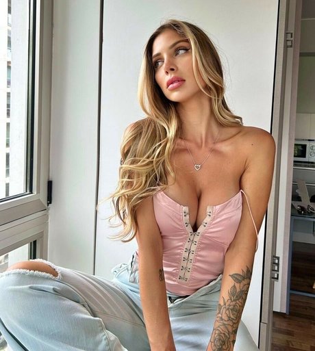 Romina Malaspina セックスモデル 画像