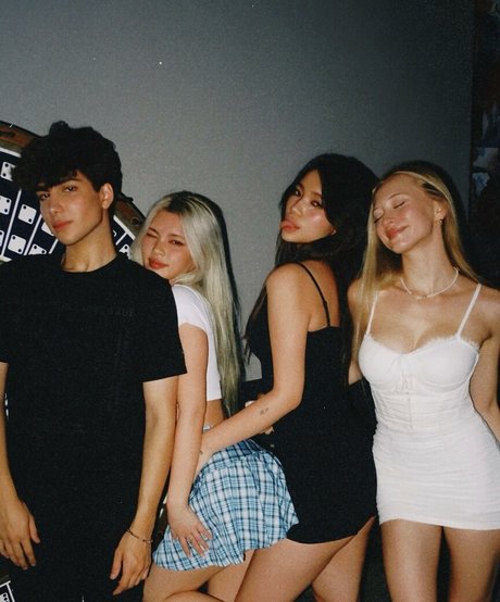 Sophia Diamond エロティックなスター 画像