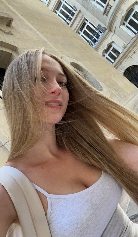 Sophia Diamond 裸モデル 写真