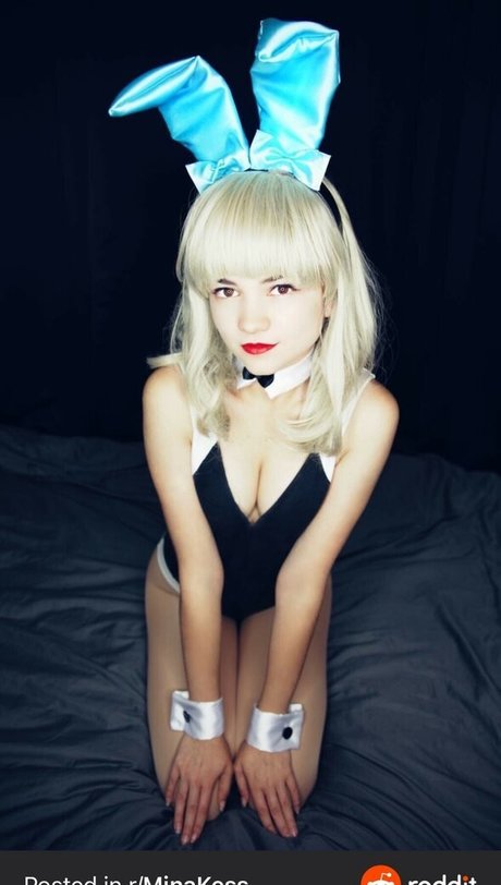 Mina Kess 完璧なモデル 写真