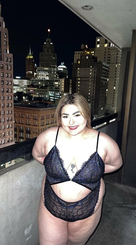 shadydoll エロティック女優 写真