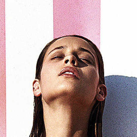 Daniela Melchior スター 裸 写真