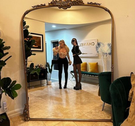 Daniela Melchior アダルトモデル 写真