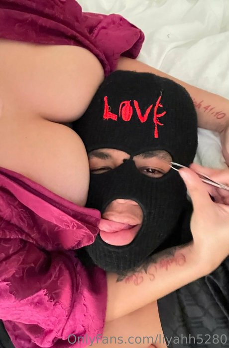 Aaliyah Duggan 素敵なスター 写真