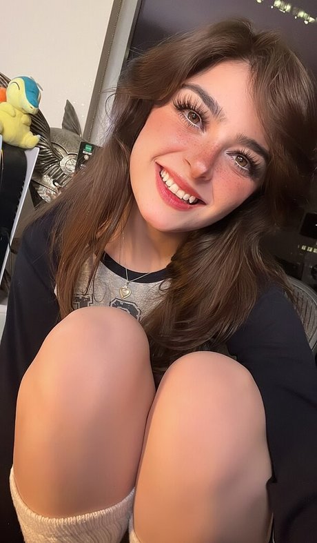 Aruuu ホットスター ギャラリー