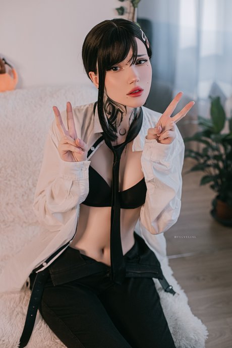 Vell Felice  ヌードスター アーカイブ