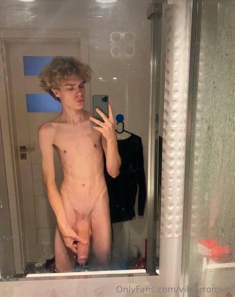 Viktorromvip 独占ポルノスター 写真