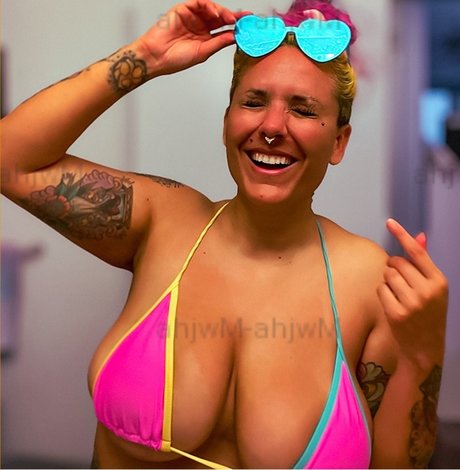 TheZombiUnicorn xxxモデル ギャラリー