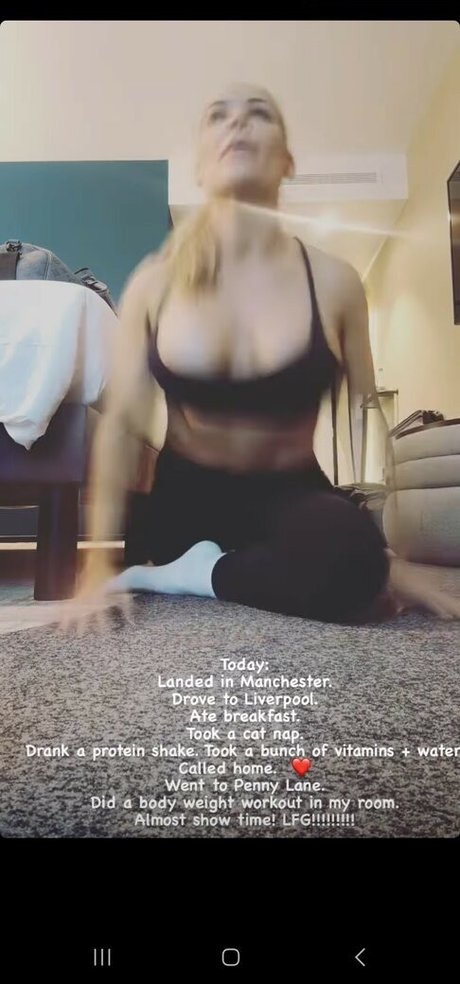 Natalya Neidhart 美しいスター 写真