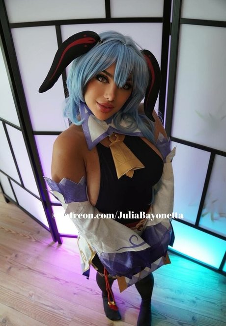 女性インフルエンサーOnlyFans パーフェクト 画像