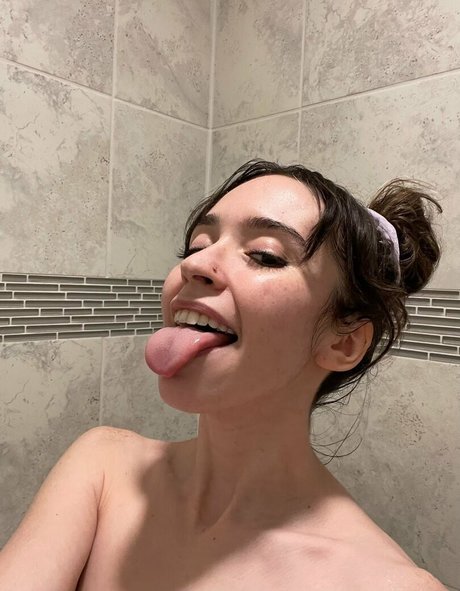 Catlyn Crespo ヌードモデル 写真