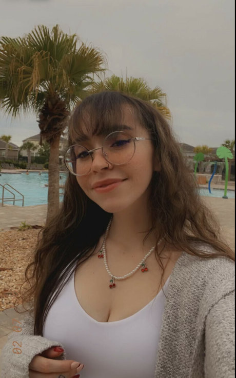 Catlyn Crespo 高品質モデル 画像