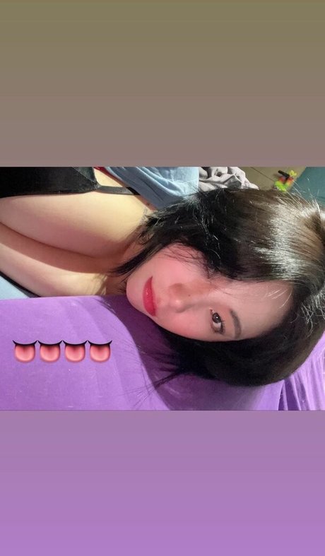 Jung Hye Bin セクシーなポルノスター 写真