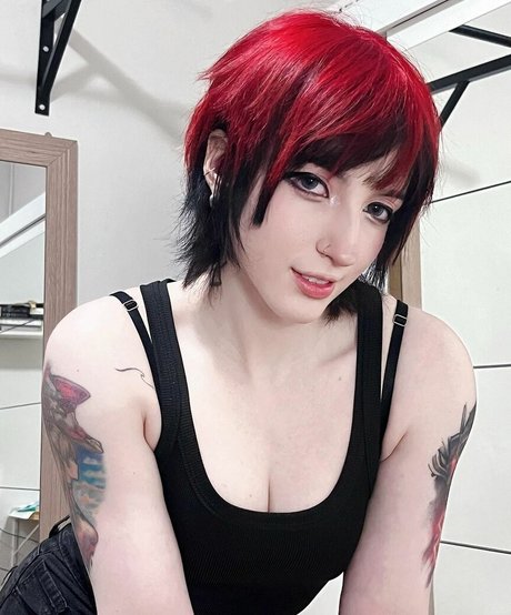 美しいラテン系オンリーファンズ セクシーヌード 画像