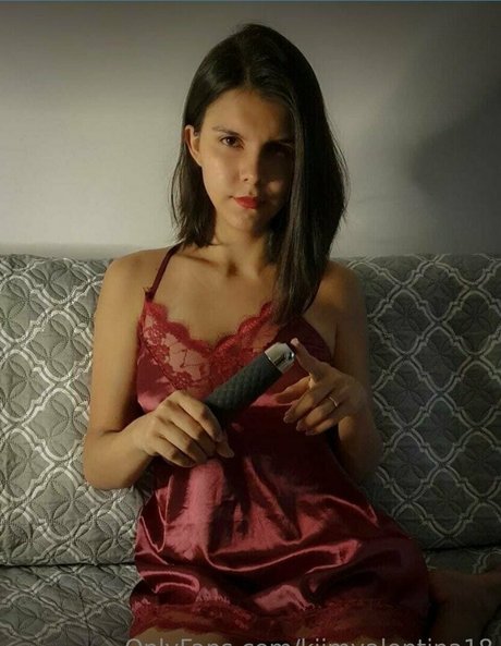 Kiimvalentina18 セクシーモデル 写真